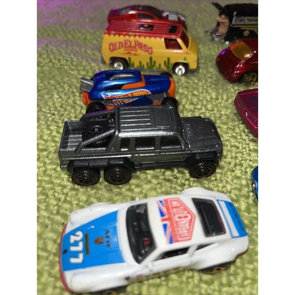 Hot wheels lot of 9, Mixed ,old El Paso Van, 71 Porsche 911‎ , Surf Shop, Flame